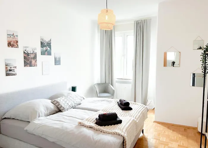 City Comfort Essen - Wohndomizil Mit Balkon, Buero Und Netflix